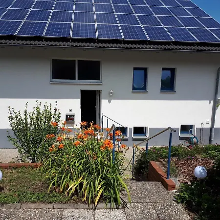 Aviva Uferglueck - Gemuetliches Mit 2 Schlafzimmern & Seeblick *